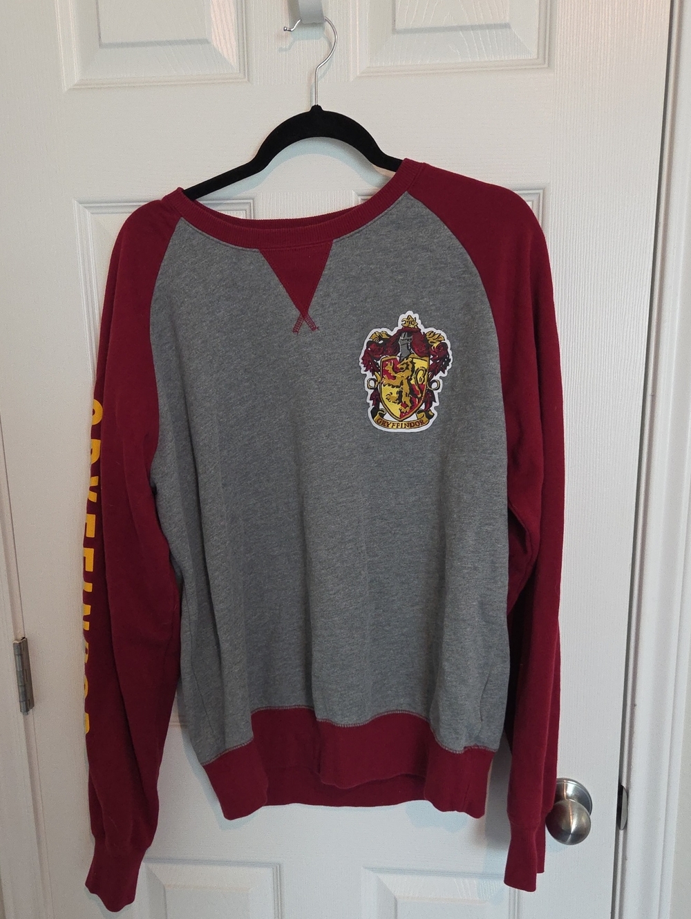 Universal Red and Gray Harry Potter Sweatshirt Sz L